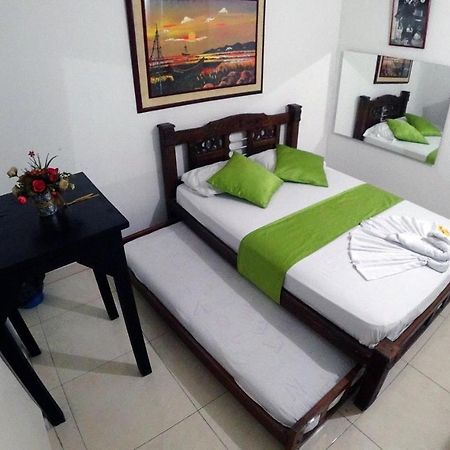 Hostal La Espanola De Getsemani Cartagena Екстериор снимка