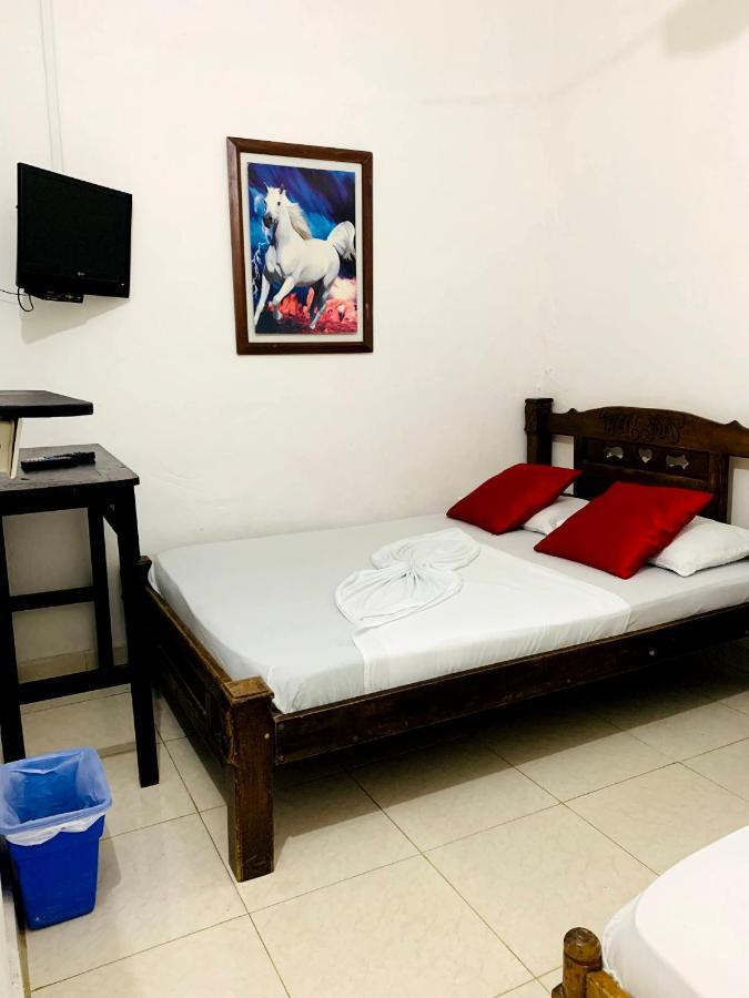 Hostal La Espanola De Getsemani Cartagena Екстериор снимка